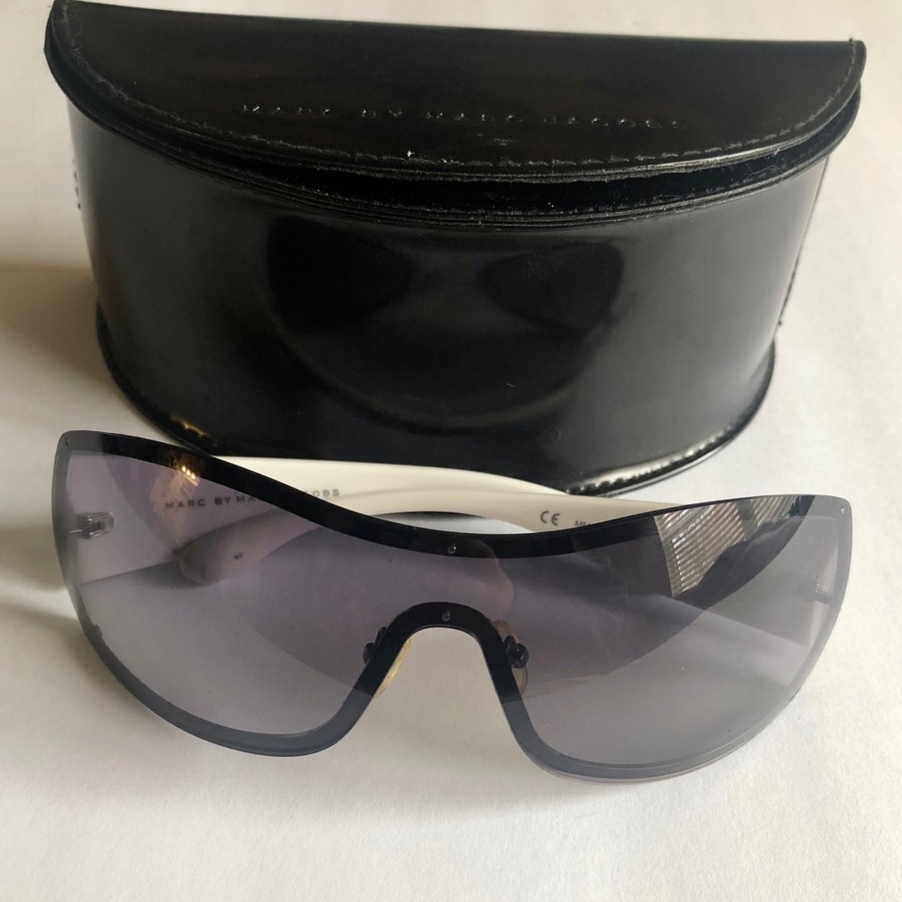 Marc by Marc Jacobs Designer Sunglasses with Case